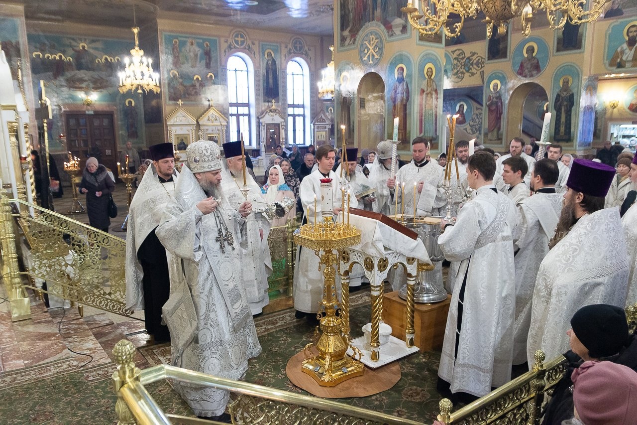 В Новосибирской области православные верующие встретили праздник Крещения  Господня – SibRu.com