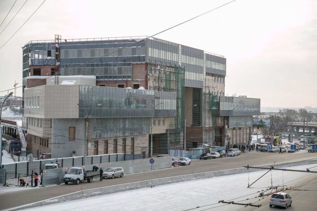 Мэрия Новосибирска продала свою долю в здании автовокзала на Красном проспекте за 32,6 млн рублей