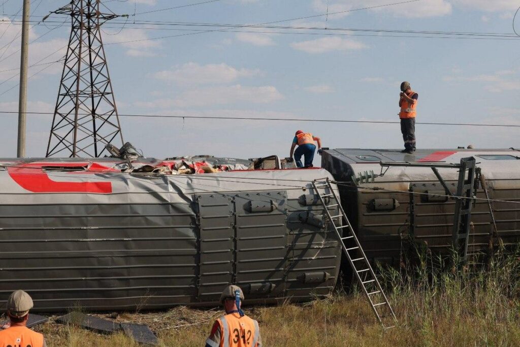 В больнице скончался водитель КАМАЗа пострадавший в ДТП с поездом под Волгоградом