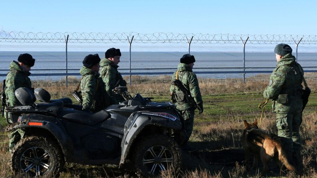 Губернатор Брянской области заявил о попытке прорыва вооруженной группы лиц через границу