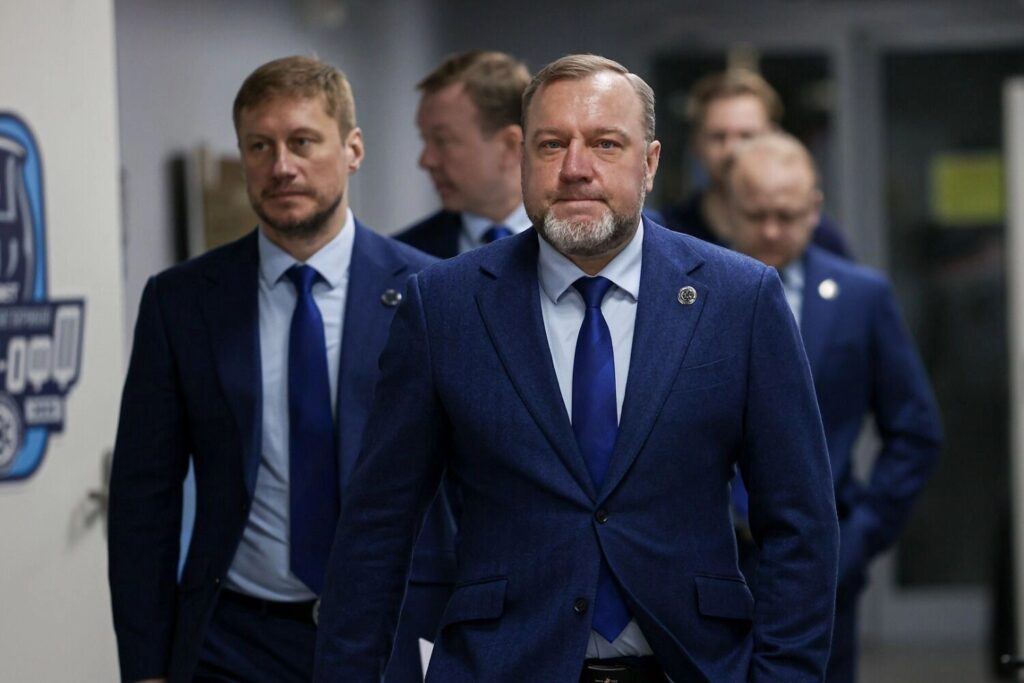 Хоккеисты «Сибири» вылетели из плей-офф