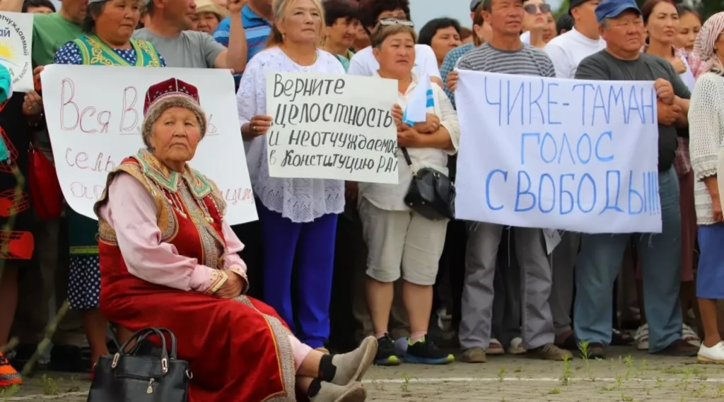 На Алтае опротестовывают инициативу упразднения сельских администраций
