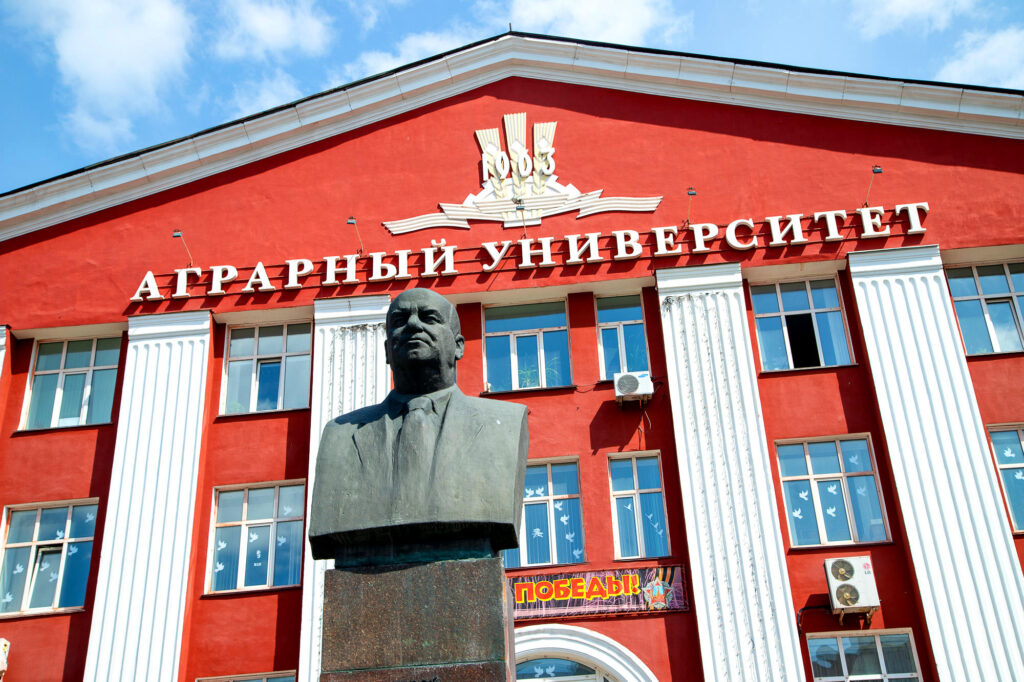 255 выпусков и более 7000 статей: главное научное издание Алтайского ГАУ отмечает 25-летие
