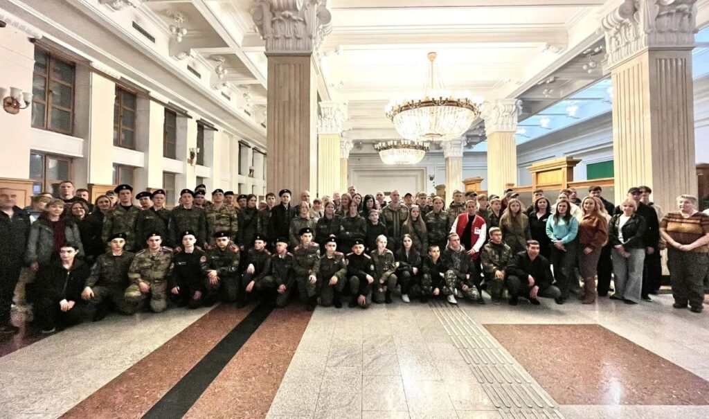 Новосибирские поисковики в 73-й раз выехали на места боев с фашистами под Ленинград