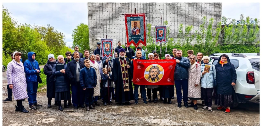 Молебен Николаю Чудотворцу состоялся на месте разрушенного храма в Военном городке № 17